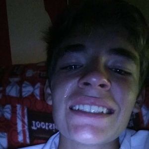 Meet your Posher, Ethan